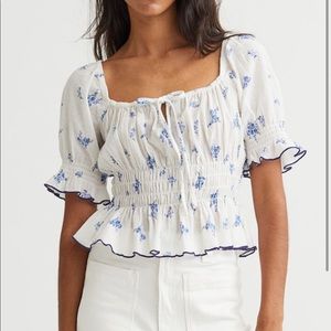 H&M - Puffed-sleeved Peplum Blouse